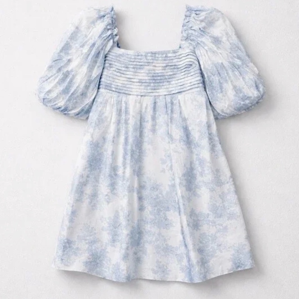 Floral Print Midi Dress in Light Blue and White